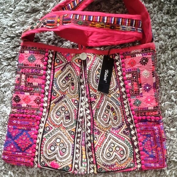 Anthropologie Tolani PatchWork Embroider Beaded Sequin Boho Batik Indian Bag Art - Picture 2 of 15